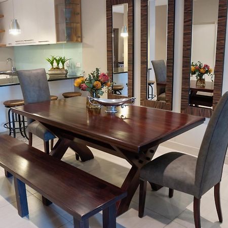 Apartemen 99 m² dengan 2 kamar tidur dan 2 kamar mandi pribadi di Pusat Stellenbosch Bagian luar foto