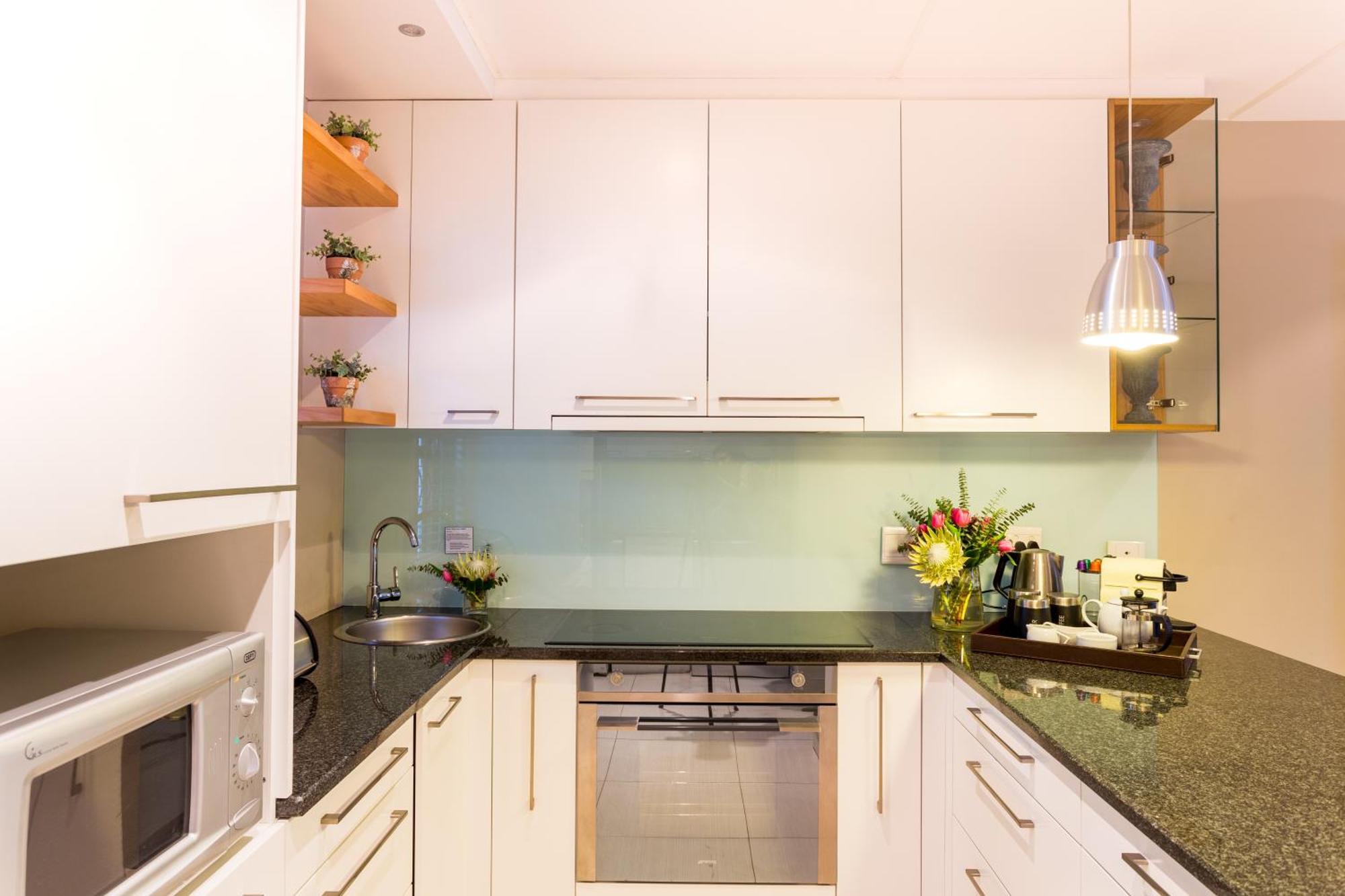 Apartemen 99 m² dengan 2 kamar tidur dan 2 kamar mandi pribadi di Pusat Stellenbosch Bagian luar foto