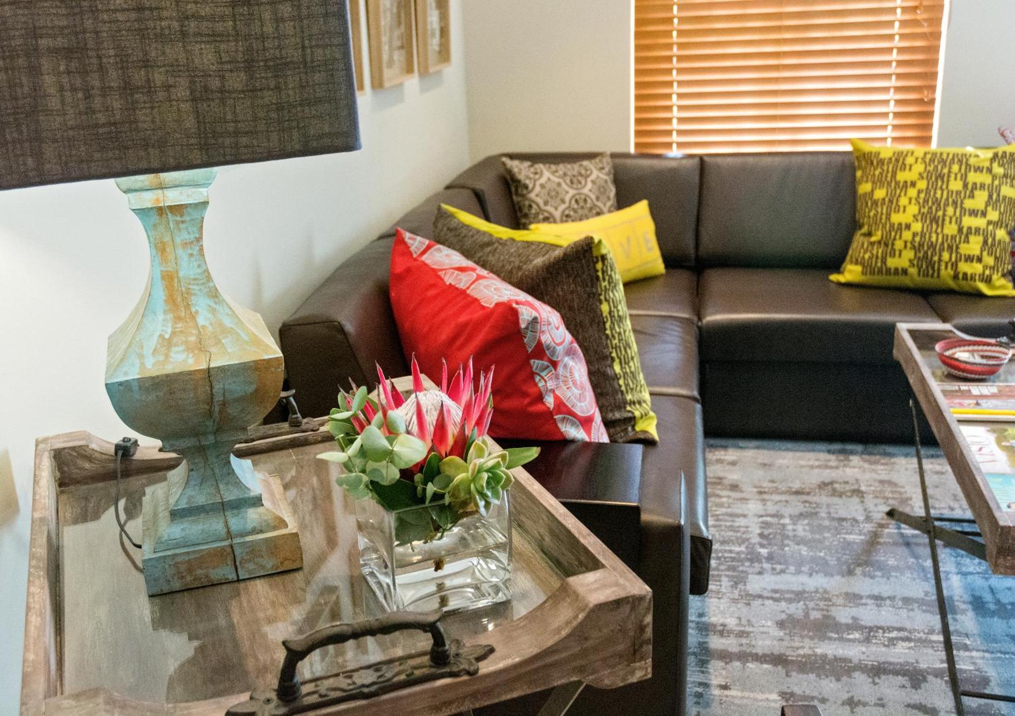 Apartemen 99 m² dengan 2 kamar tidur dan 2 kamar mandi pribadi di Pusat Stellenbosch Bagian luar foto