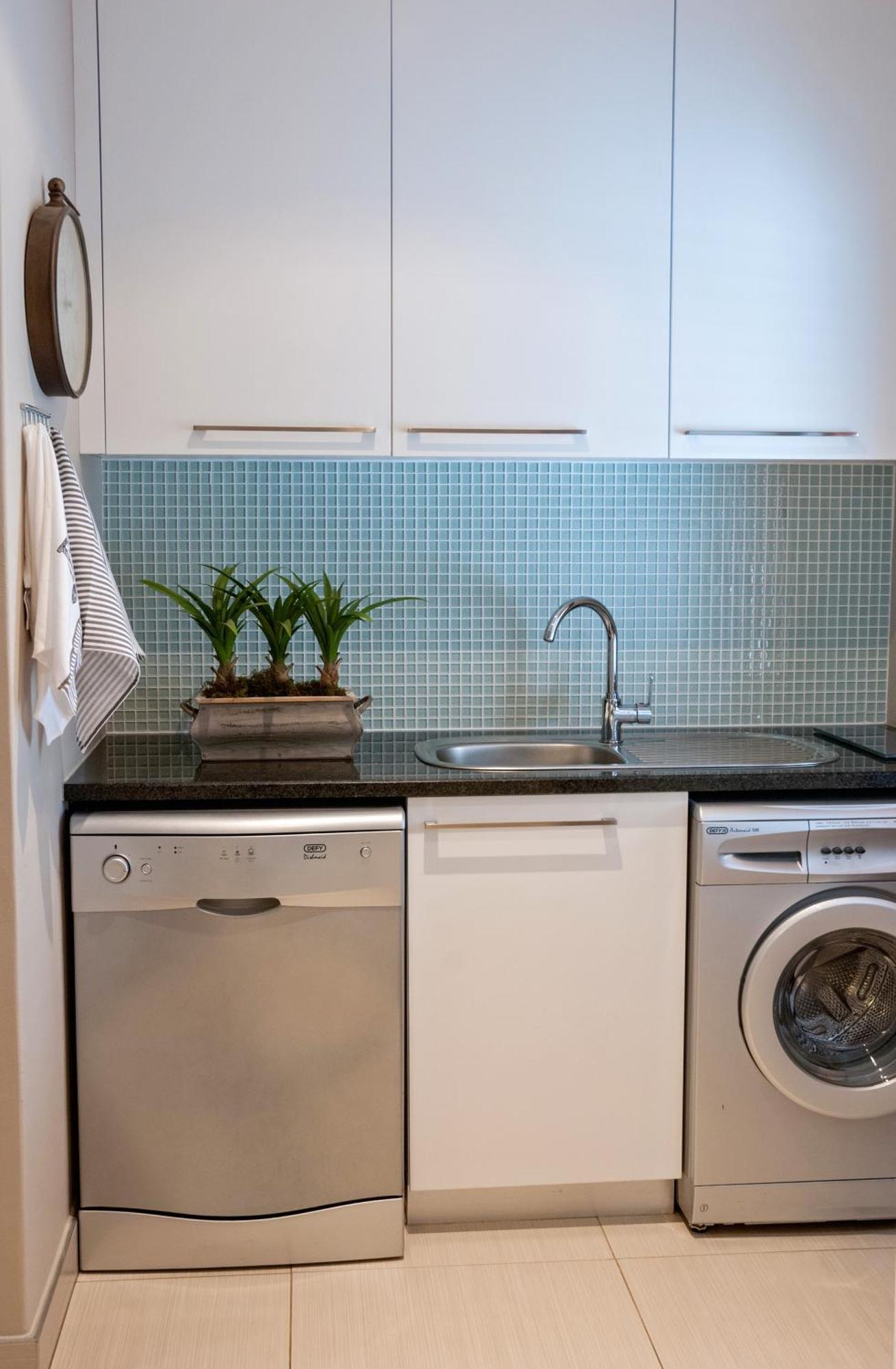 Apartemen 99 m² dengan 2 kamar tidur dan 2 kamar mandi pribadi di Pusat Stellenbosch Bagian luar foto