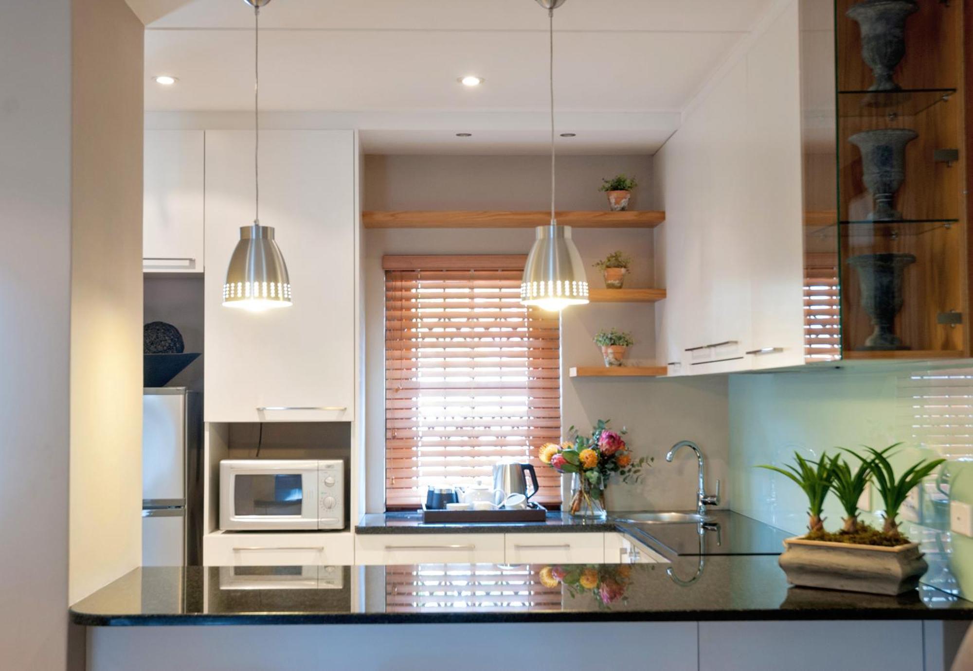 Apartemen 99 m² dengan 2 kamar tidur dan 2 kamar mandi pribadi di Pusat Stellenbosch Bagian luar foto
