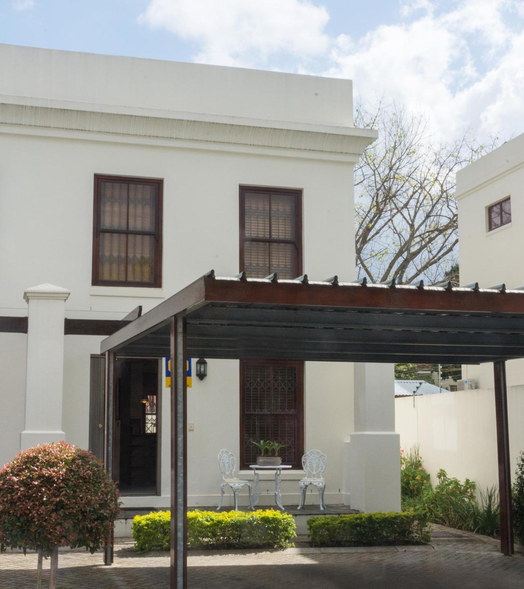 Apartemen 99 m² dengan 2 kamar tidur dan 2 kamar mandi pribadi di Pusat Stellenbosch Bagian luar foto